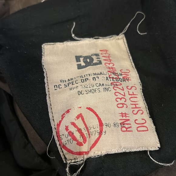 Brown Dc Shorts - Picture 5 of 6